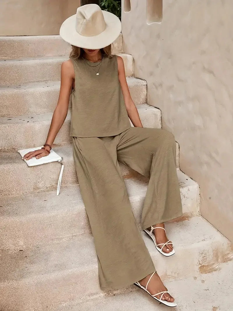 Conjunto Feminino Elegante Sem Mangas - Verão 2025