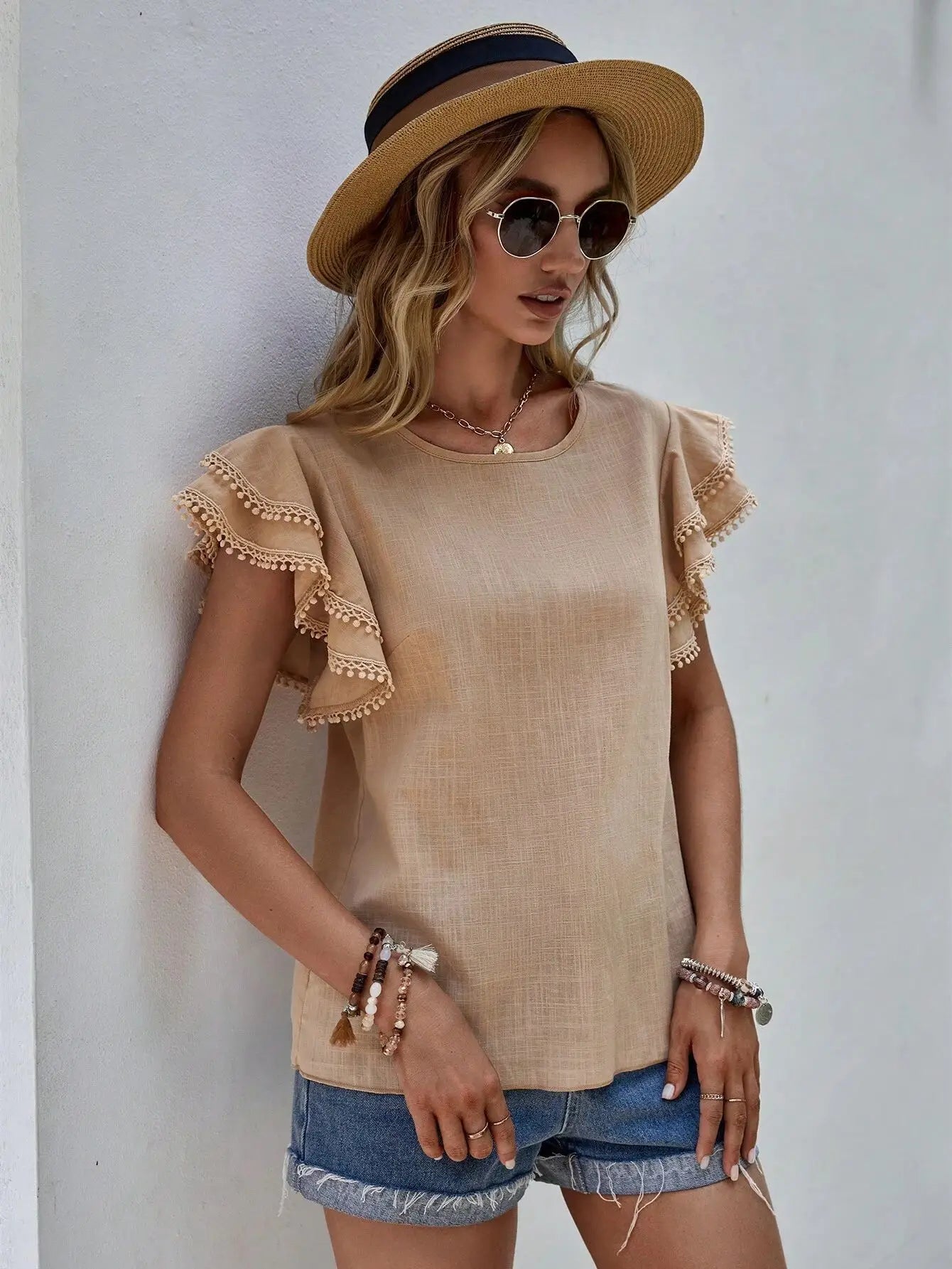 Blusa Feminina Casual com Babados e Manga Borboleta