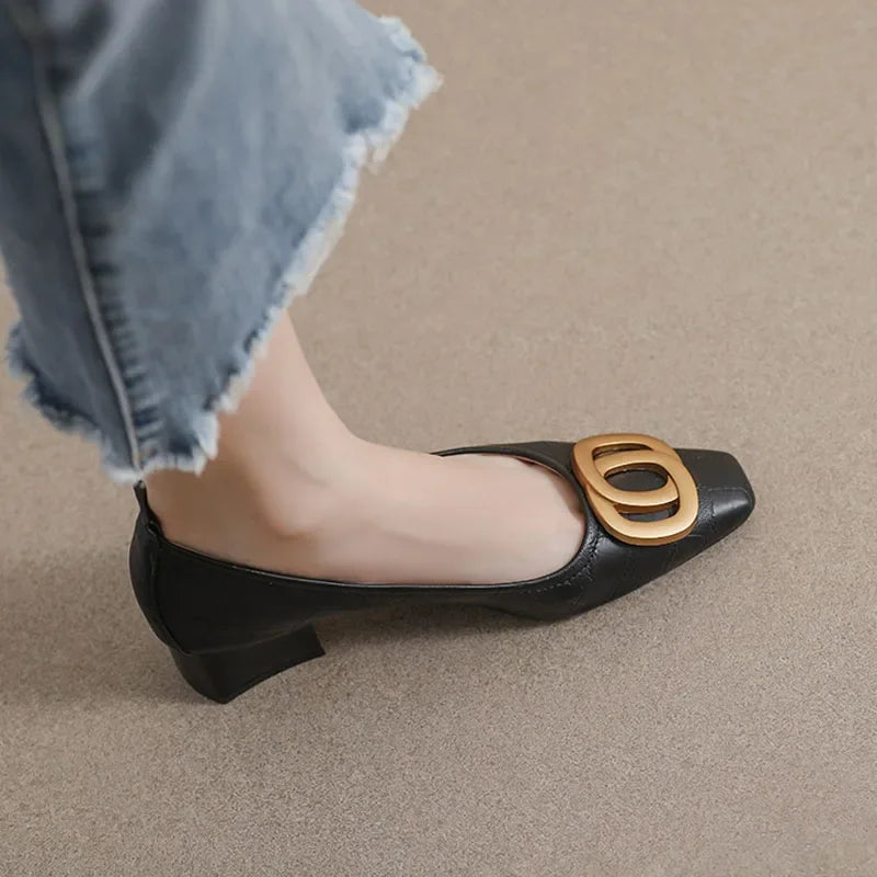 Scarpin Salto Bloco Bico Fino