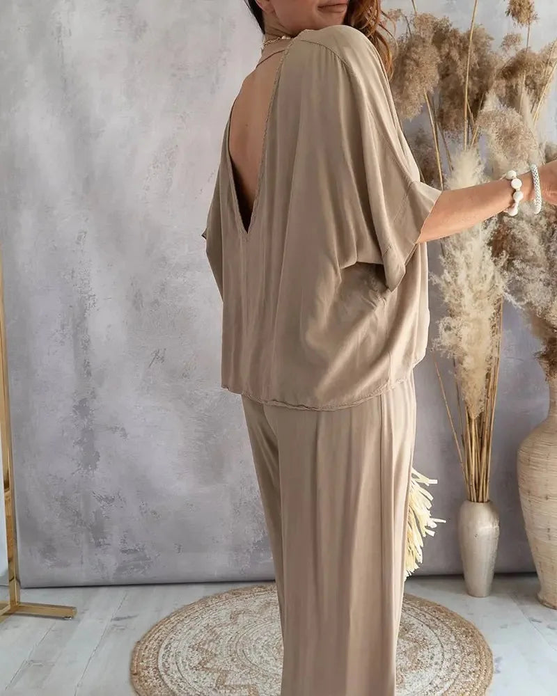 Conjunto Feminino Elegante com Decote V e Calça Larga