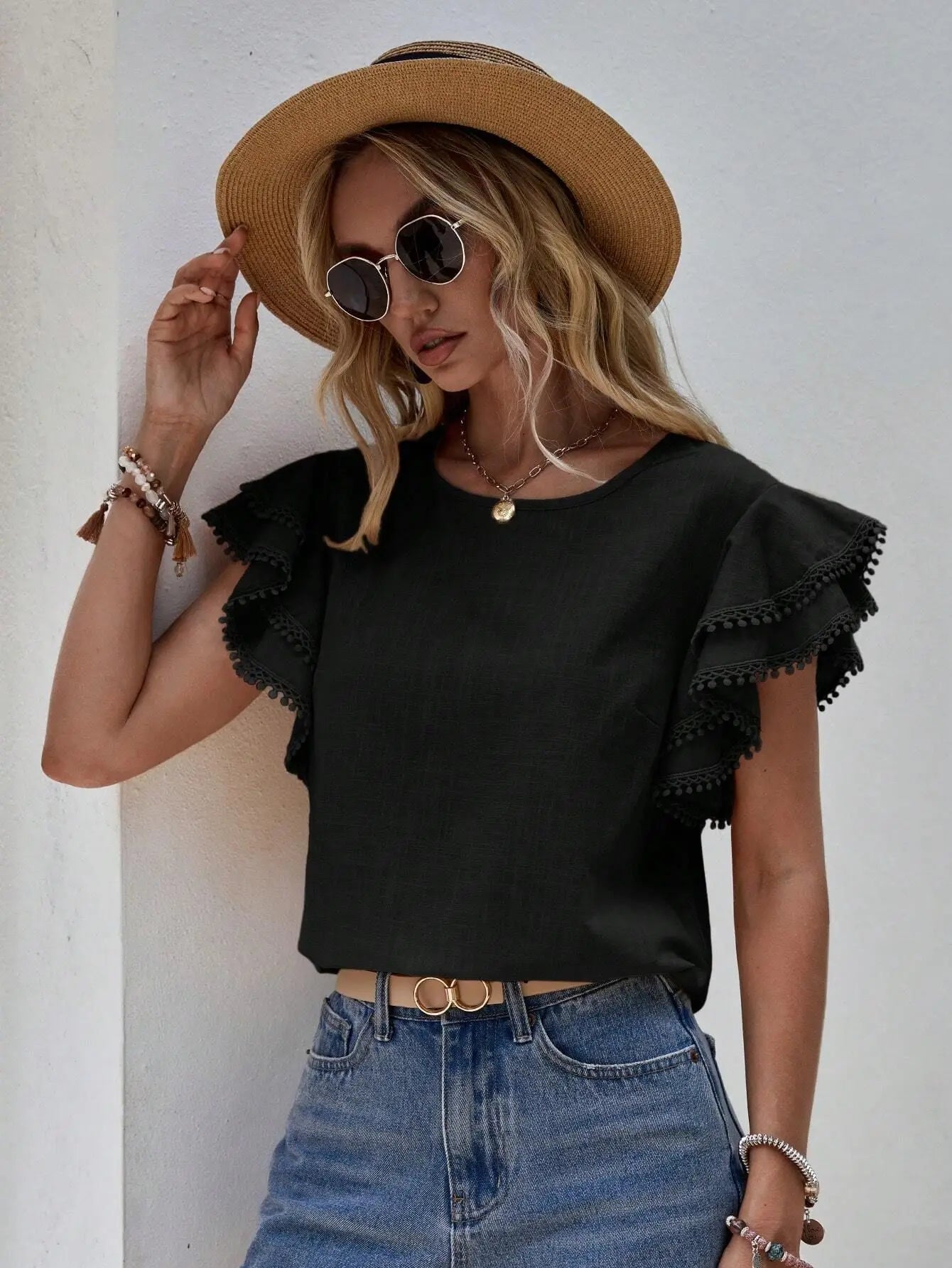 Blusa Feminina Casual com Babados e Manga Borboleta