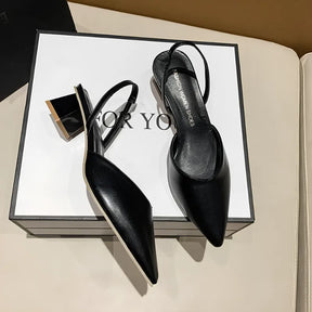 Mule Salto Baixo Bico Fino