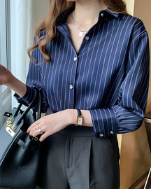 Camisa Feminina Social Risca de Giz – Corte Feminino + Estampa Alfaiataria