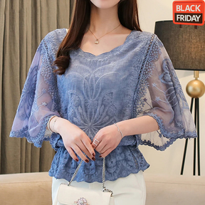 Blusa Feminina Elegante com Renda e Manga Borboleta