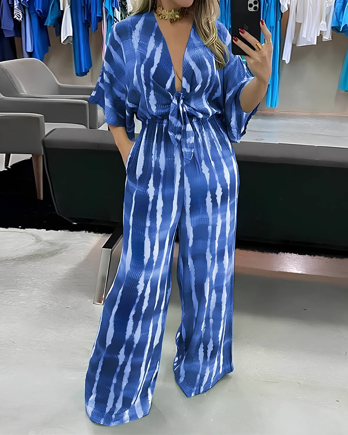 Macacão Feminino “Santino” com Laço – Elegante e Versátil