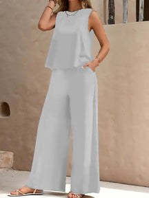 Conjunto Feminino Elegante Sem Mangas - Verão 2025