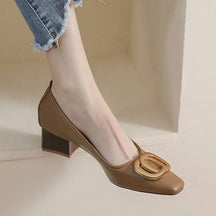 Scarpin Salto Bloco Bico Fino