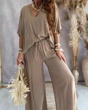 Conjunto Feminino Elegante com Decote V e Calça Larga