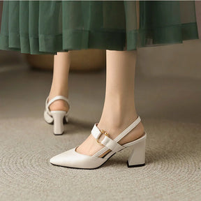 Scarpin Slingback Salto Bloco